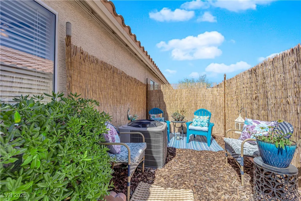 7845 Scammons Bay, Las Vegas, NV 89129