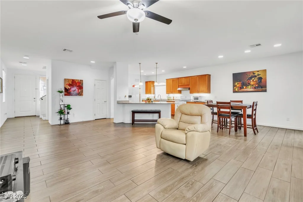 8117 Discovery Point, Las Vegas, NV 89139