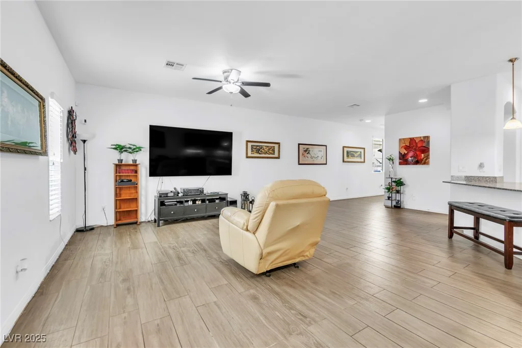 8117 Discovery Point, Las Vegas, NV 89139