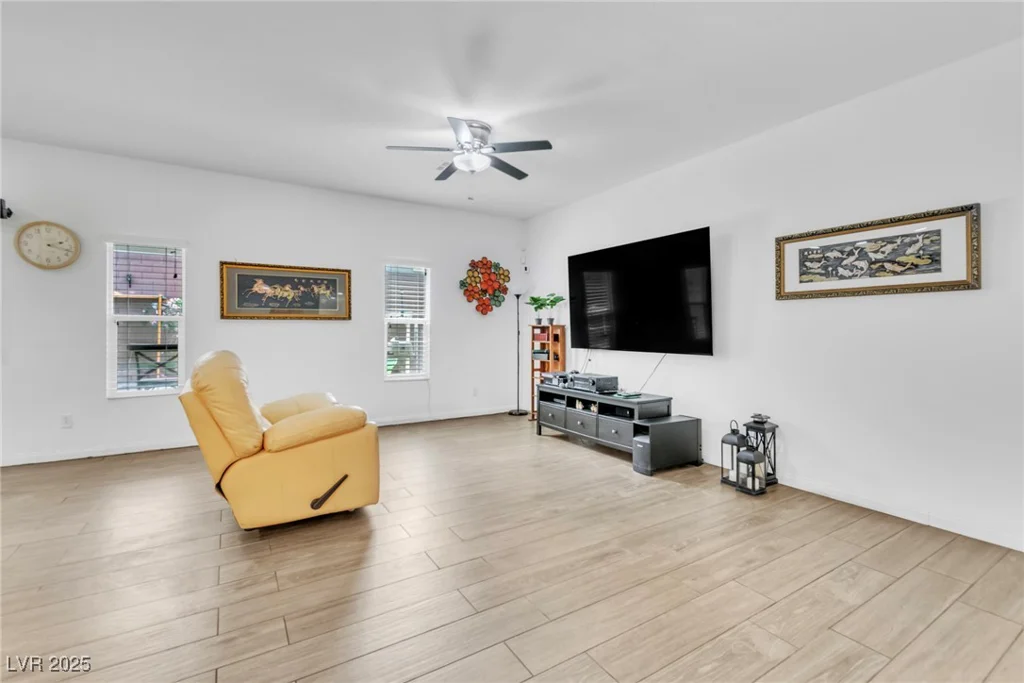8117 Discovery Point, Las Vegas, NV 89139