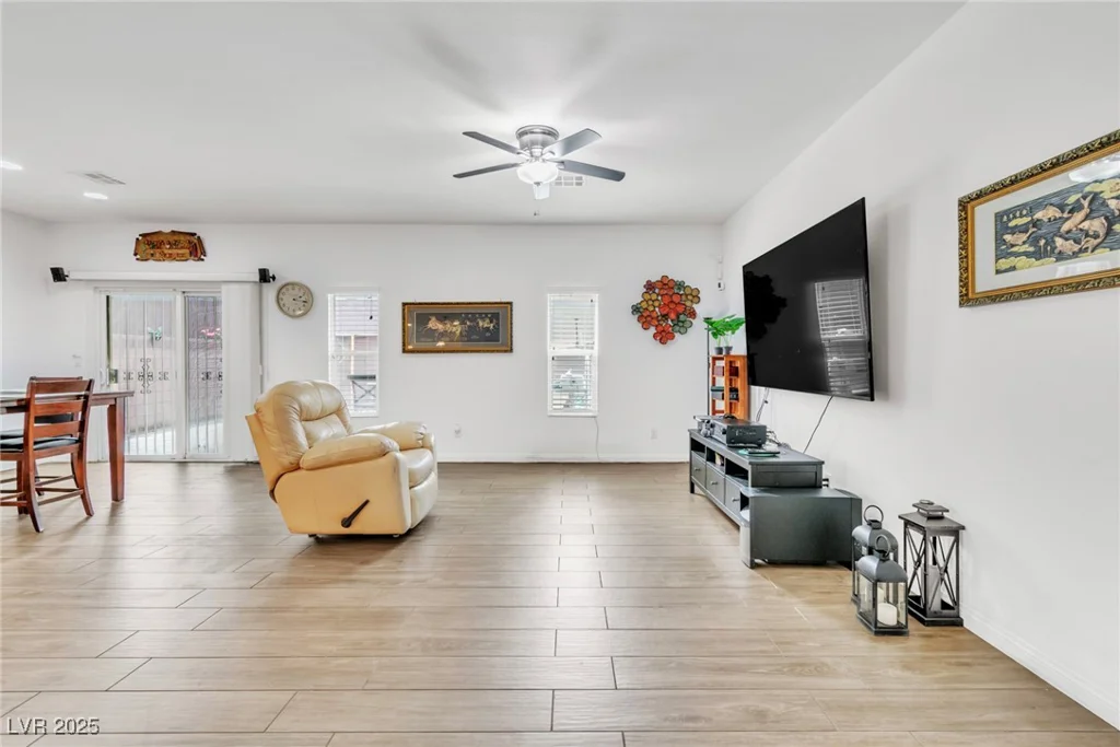 8117 Discovery Point, Las Vegas, NV 89139