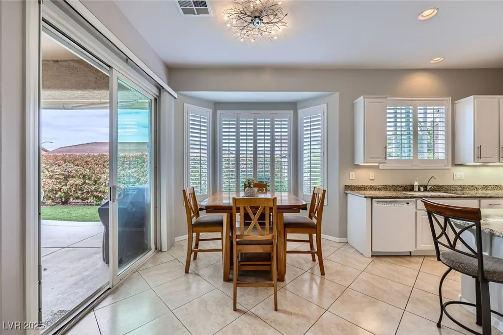 2116 Burtonsville, Henderson, NV 89044