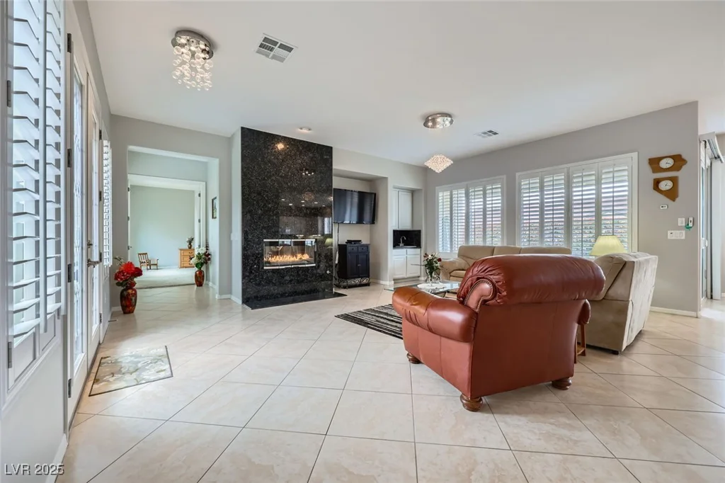 2116 Burtonsville, Henderson, NV 89044