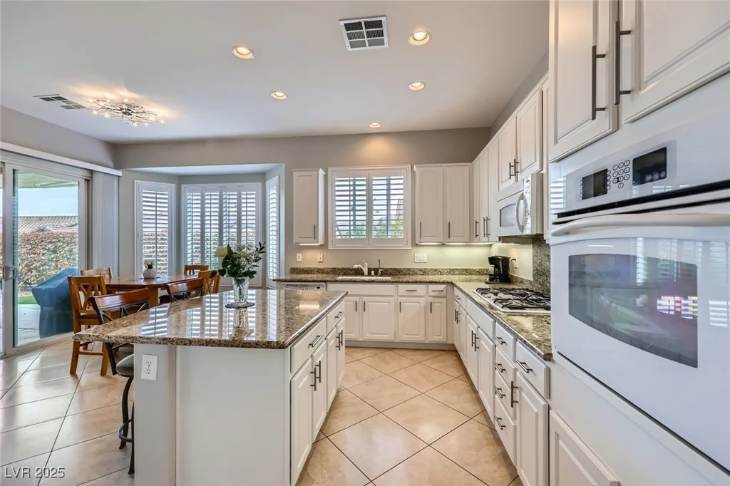 2116 Burtonsville, Henderson, NV 89044