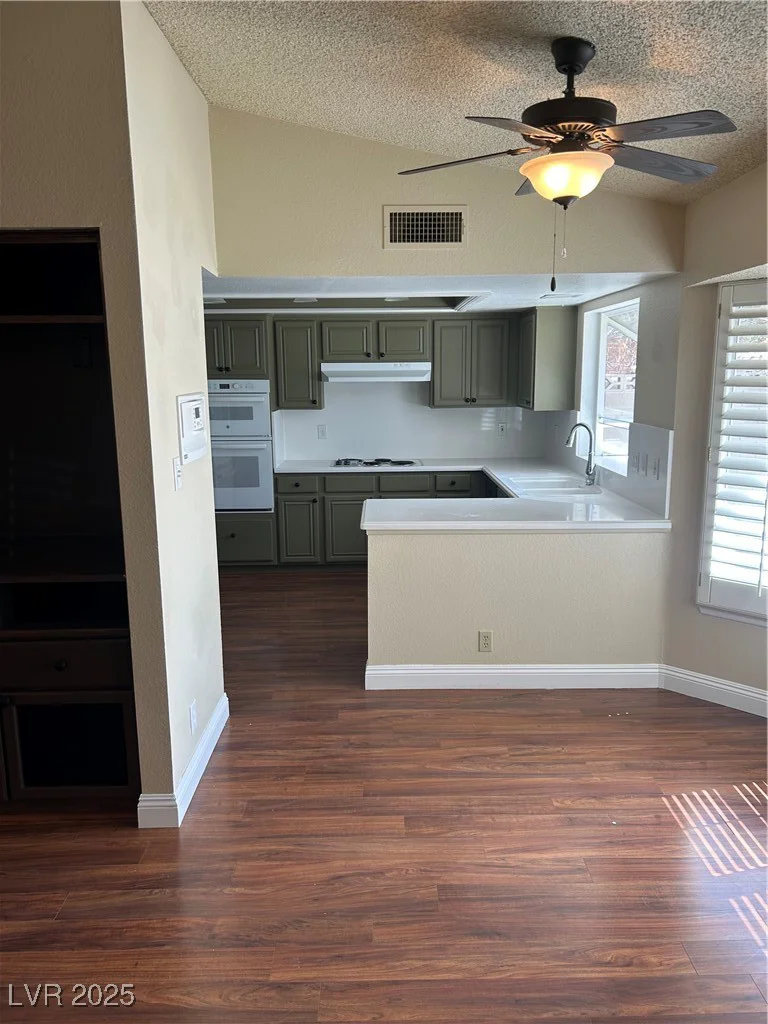8641 Surtidor, Las Vegas, NV 89117