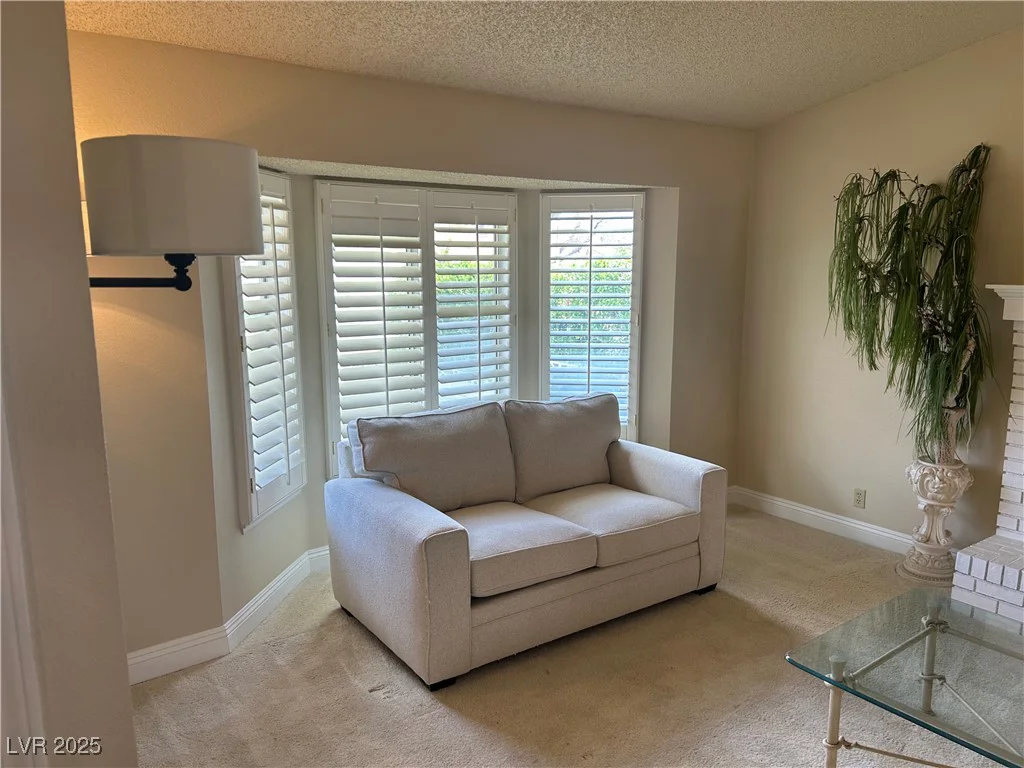 8641 Surtidor, Las Vegas, NV 89117