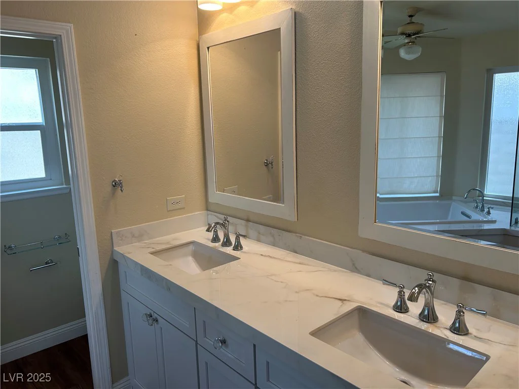 8641 Surtidor, Las Vegas, NV 89117