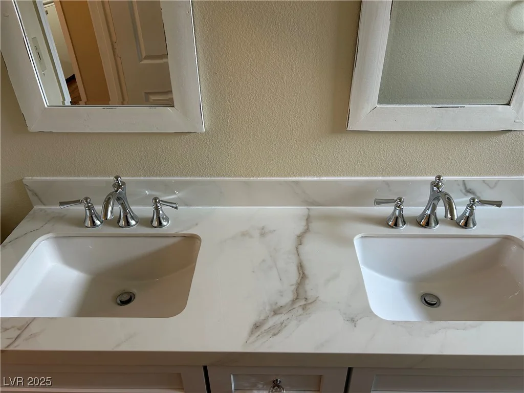 8641 Surtidor, Las Vegas, NV 89117