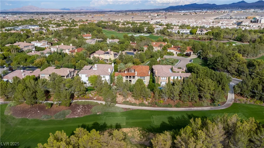12097 Oakland Hills, Las Vegas, NV 89141