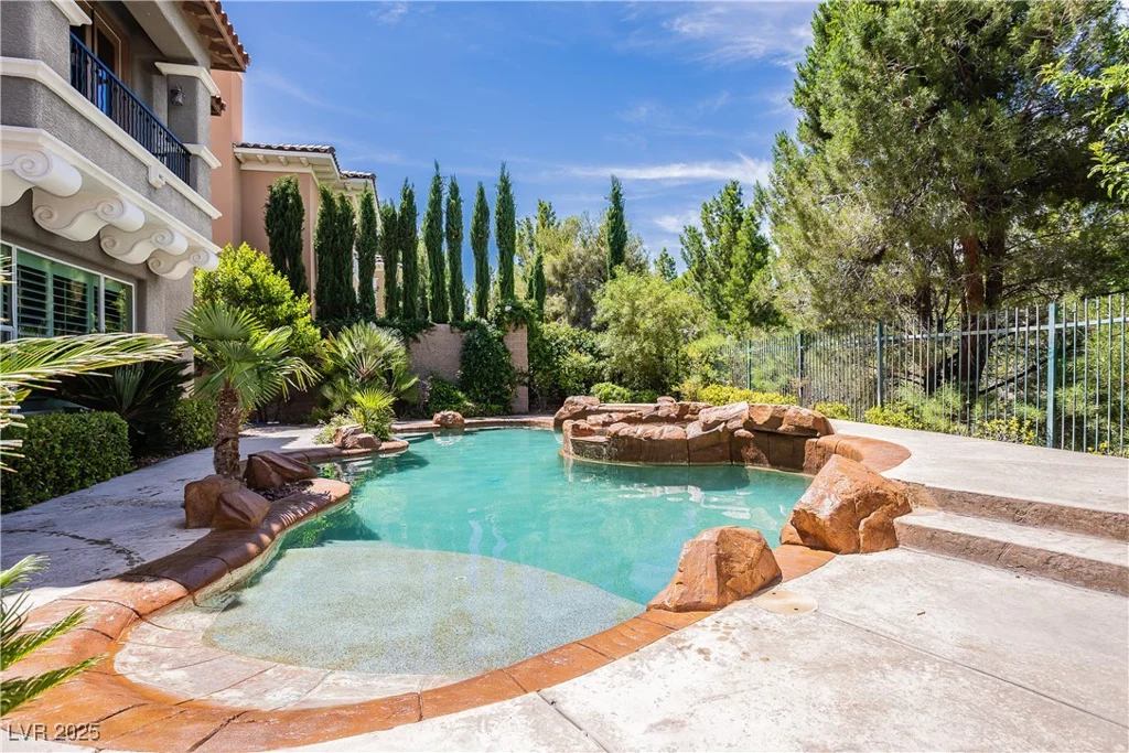 12097 Oakland Hills, Las Vegas, NV 89141