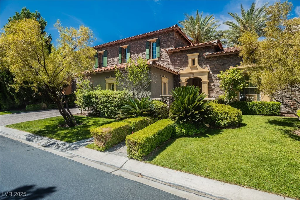 12097 Oakland Hills, Las Vegas, NV 89141