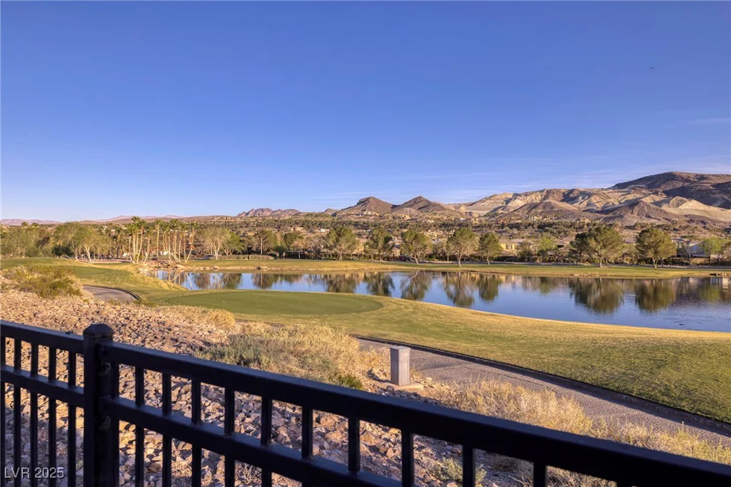 47 Reflection Bay, Henderson, NV 89011