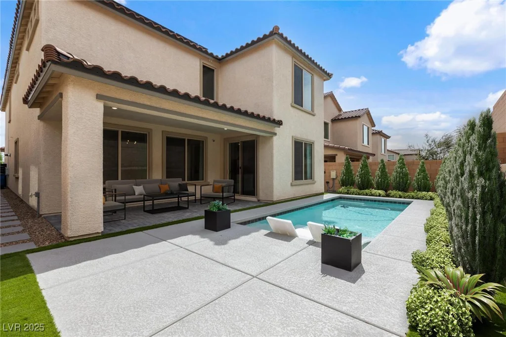 6545 Vanhoven Crest, Las Vegas, NV 89166