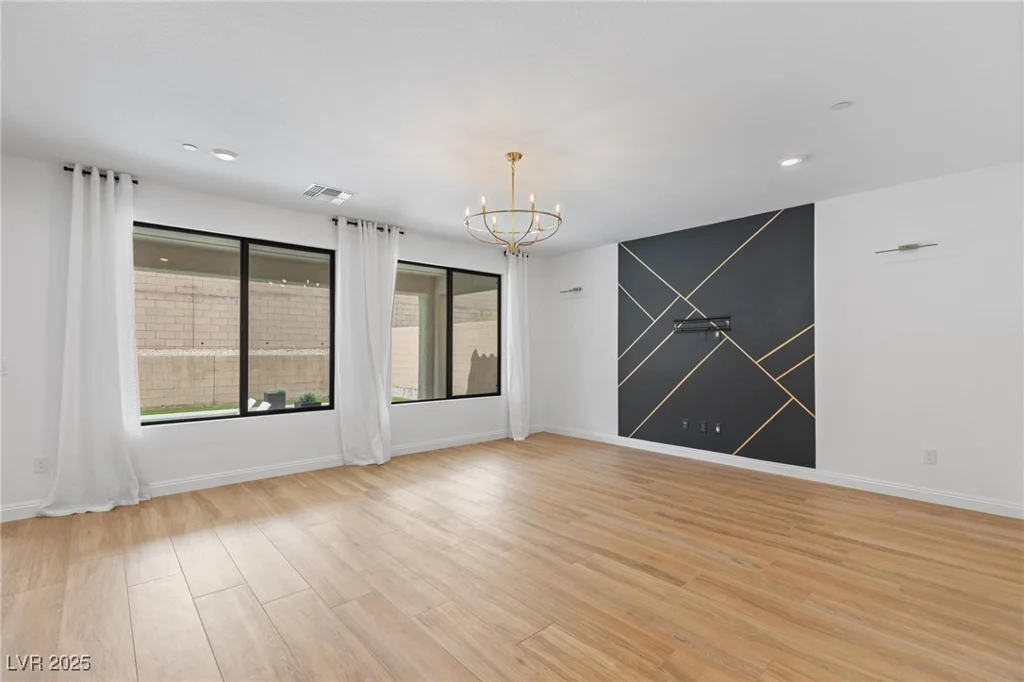 6545 Vanhoven Crest, Las Vegas, NV 89166