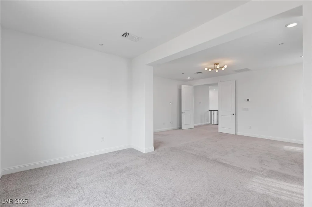 6545 Vanhoven Crest, Las Vegas, NV 89166