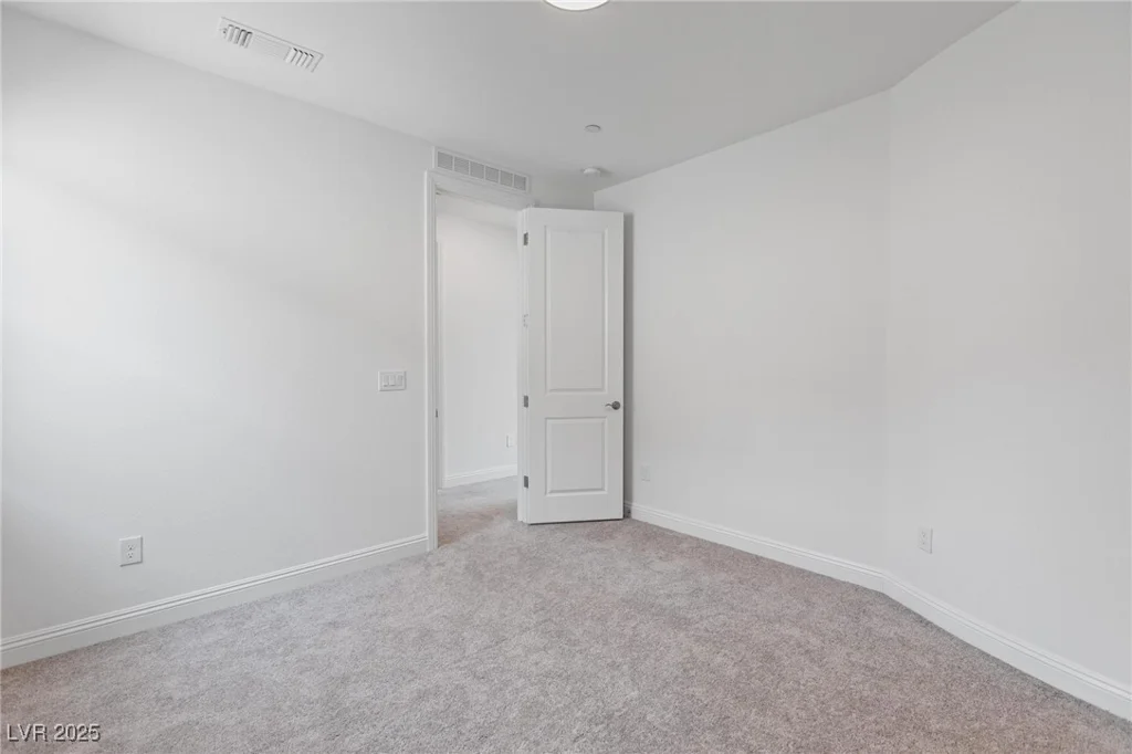 6545 Vanhoven Crest, Las Vegas, NV 89166