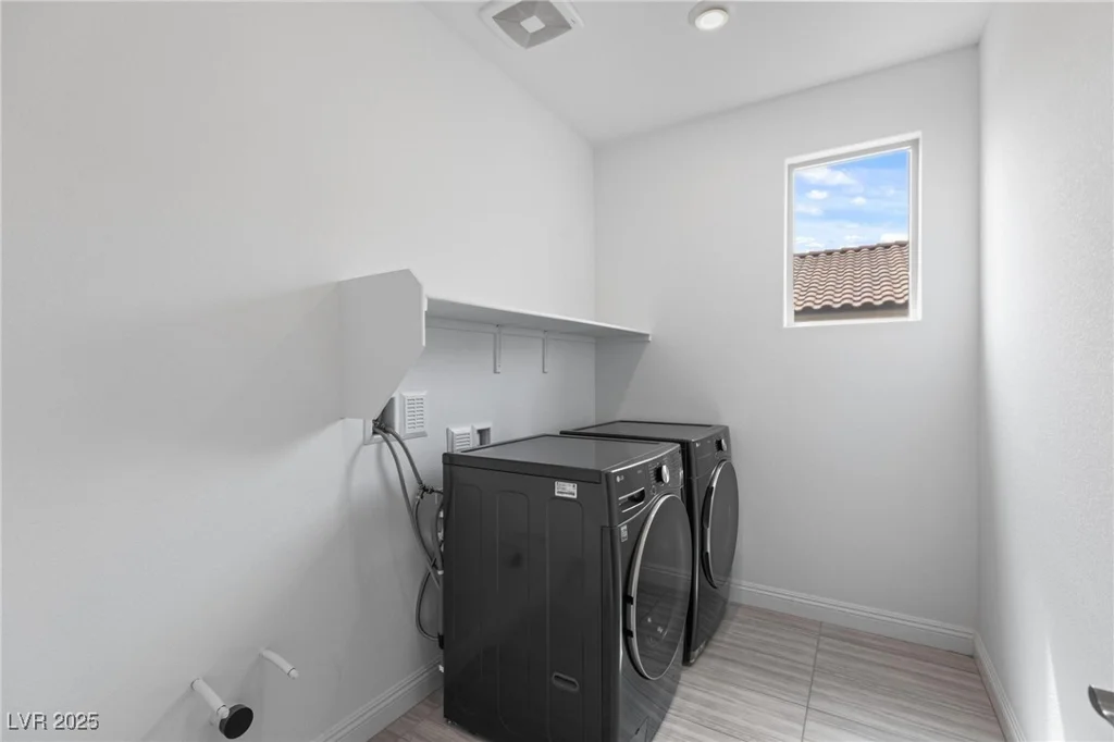 6545 Vanhoven Crest, Las Vegas, NV 89166