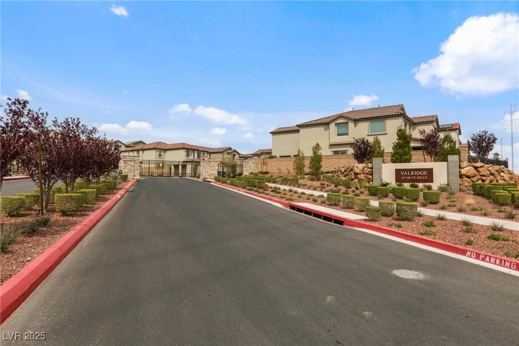 6545 Vanhoven Crest, Las Vegas, NV 89166