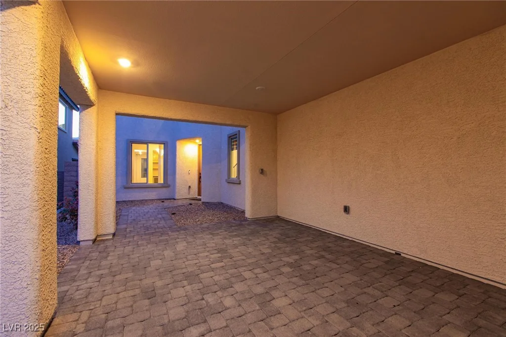 6545 Vanhoven Crest, Las Vegas, NV 89166