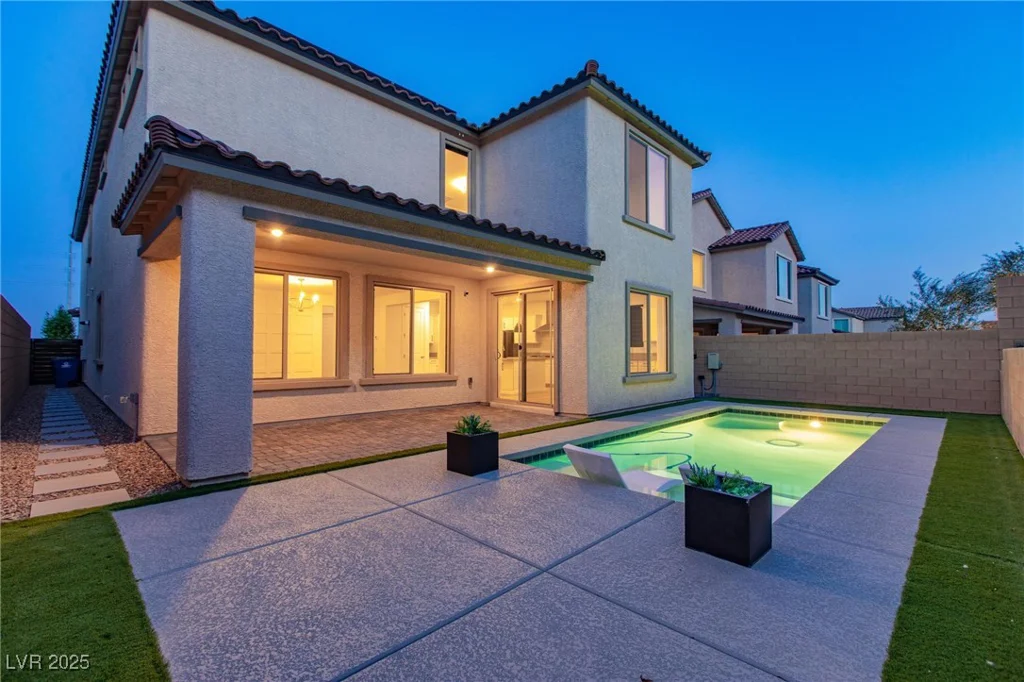 6545 Vanhoven Crest, Las Vegas, NV 89166