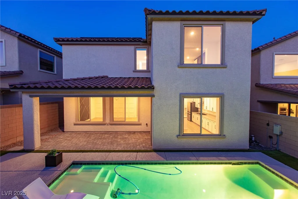 6545 Vanhoven Crest, Las Vegas, NV 89166