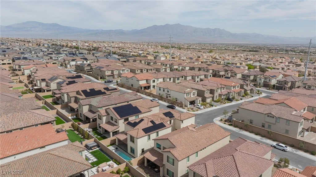 6545 Vanhoven Crest, Las Vegas, NV 89166