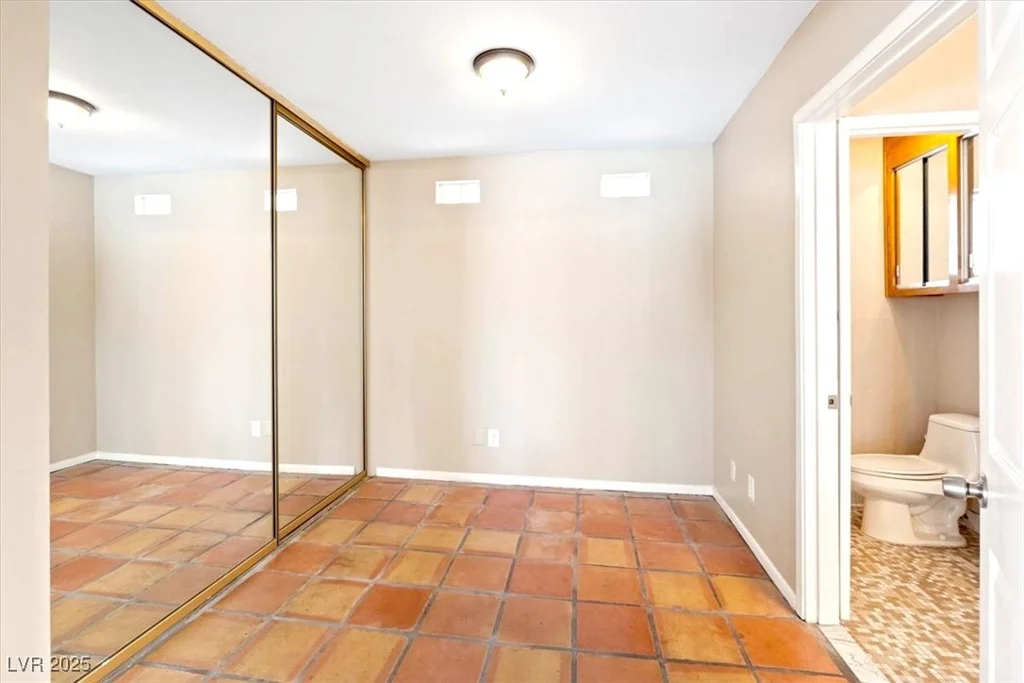 4360 Flandes, Las Vegas, NV 89121