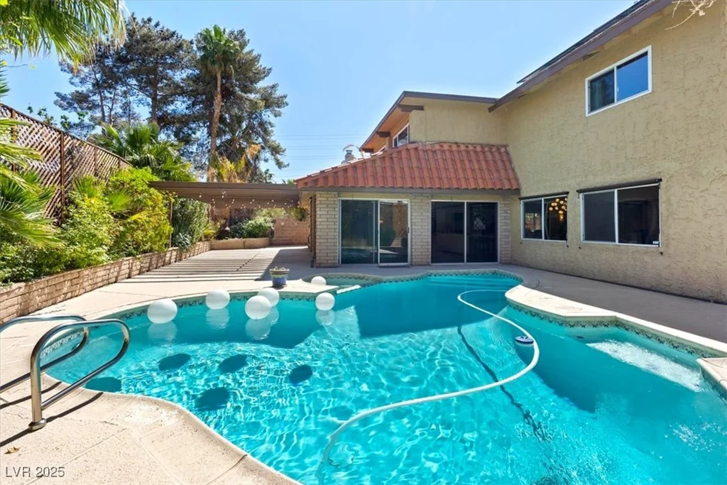 4360 Flandes, Las Vegas, NV 89121