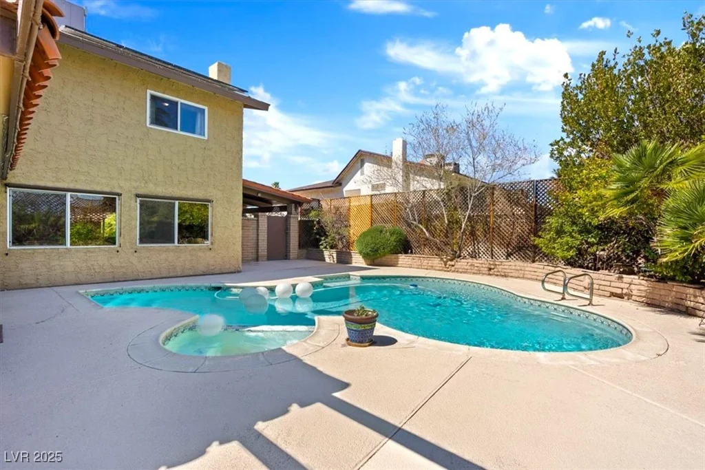 4360 Flandes, Las Vegas, NV 89121