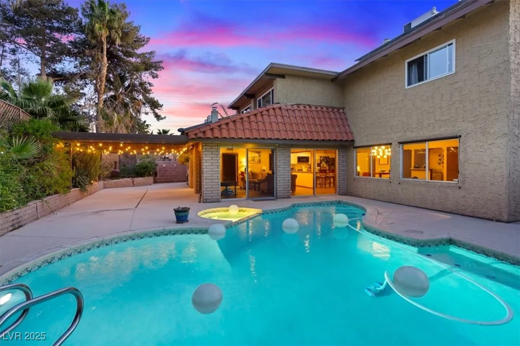 4360 Flandes, Las Vegas, NV 89121