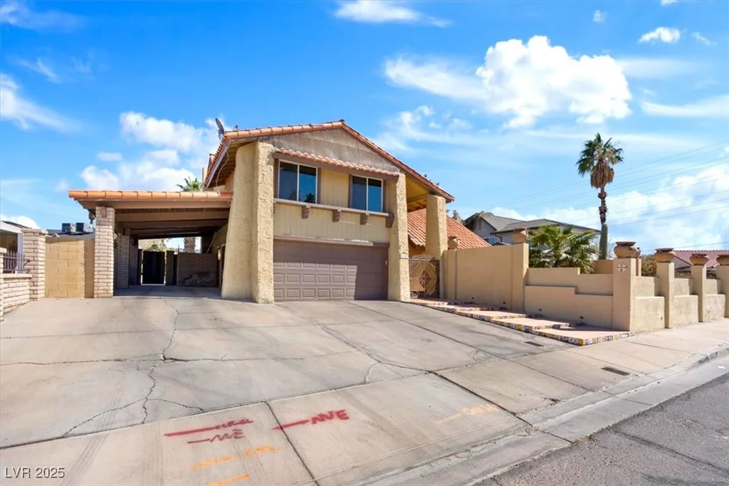 4360 Flandes, Las Vegas, NV 89121