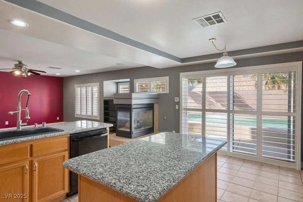 506 Staghorn Pass, Las Vegas, NV 89183