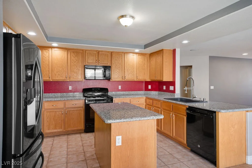 506 Staghorn Pass, Las Vegas, NV 89183