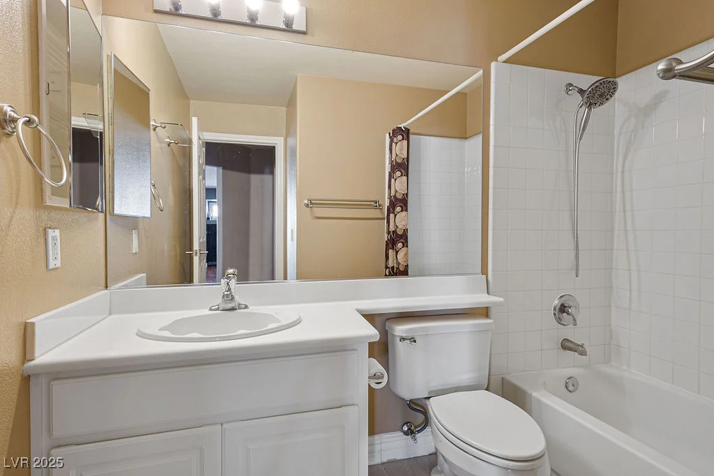 506 Staghorn Pass, Las Vegas, NV 89183