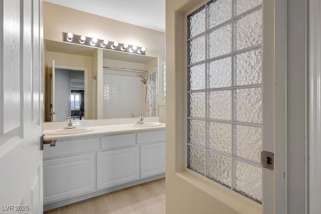 506 Staghorn Pass, Las Vegas, NV 89183