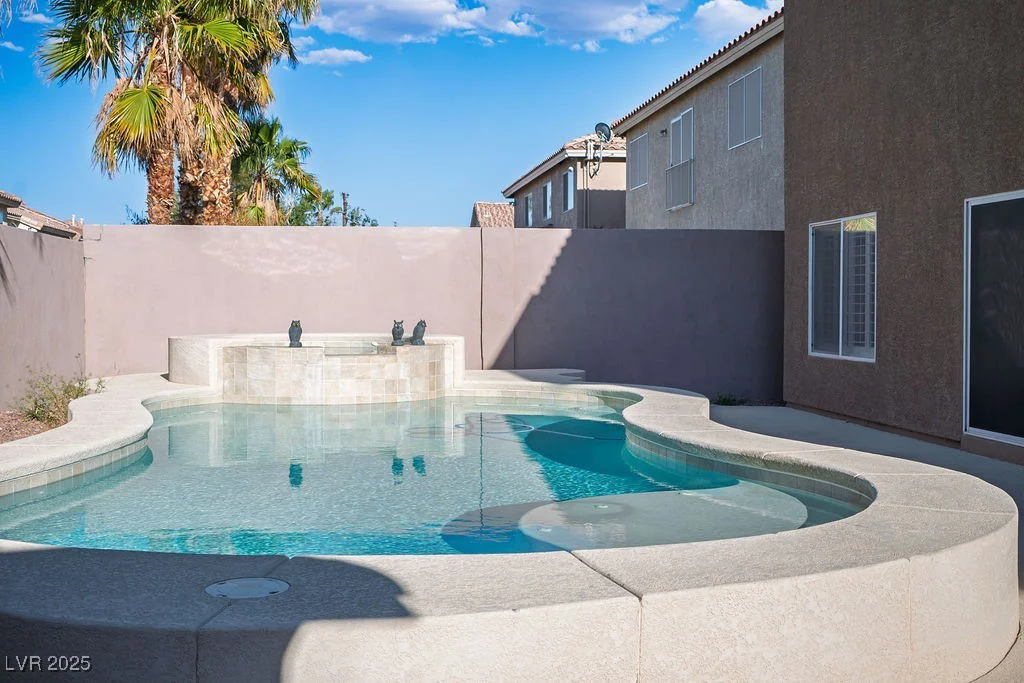 506 Staghorn Pass, Las Vegas, NV 89183