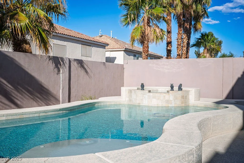 506 Staghorn Pass, Las Vegas, NV 89183