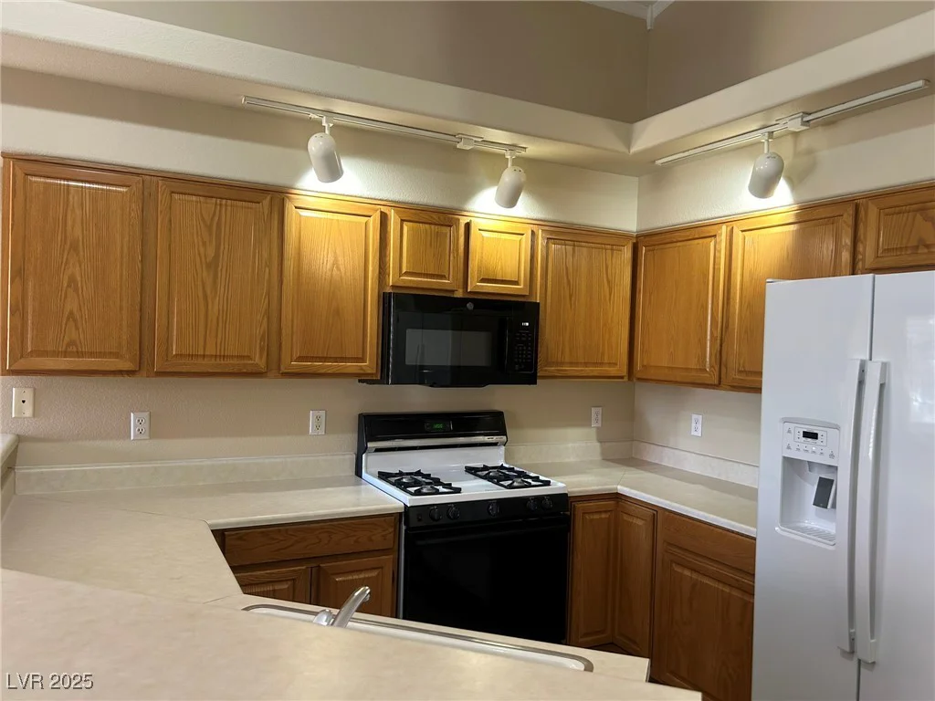340 Manti, Henderson, NV 89014