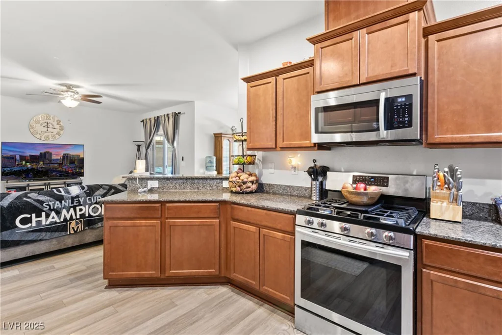 9494 Alma Ridge, Las Vegas, NV 89178