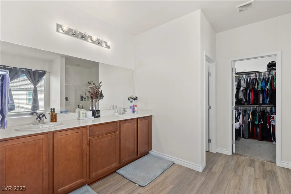 9494 Alma Ridge, Las Vegas, NV 89178