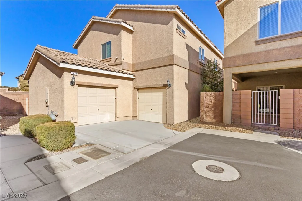 9494 Alma Ridge, Las Vegas, NV 89178