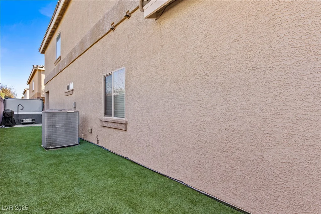 9494 Alma Ridge, Las Vegas, NV 89178