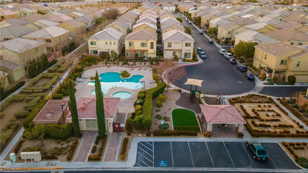9494 Alma Ridge, Las Vegas, NV 89178