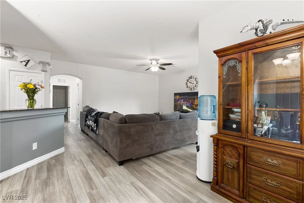 9494 Alma Ridge, Las Vegas, NV 89178