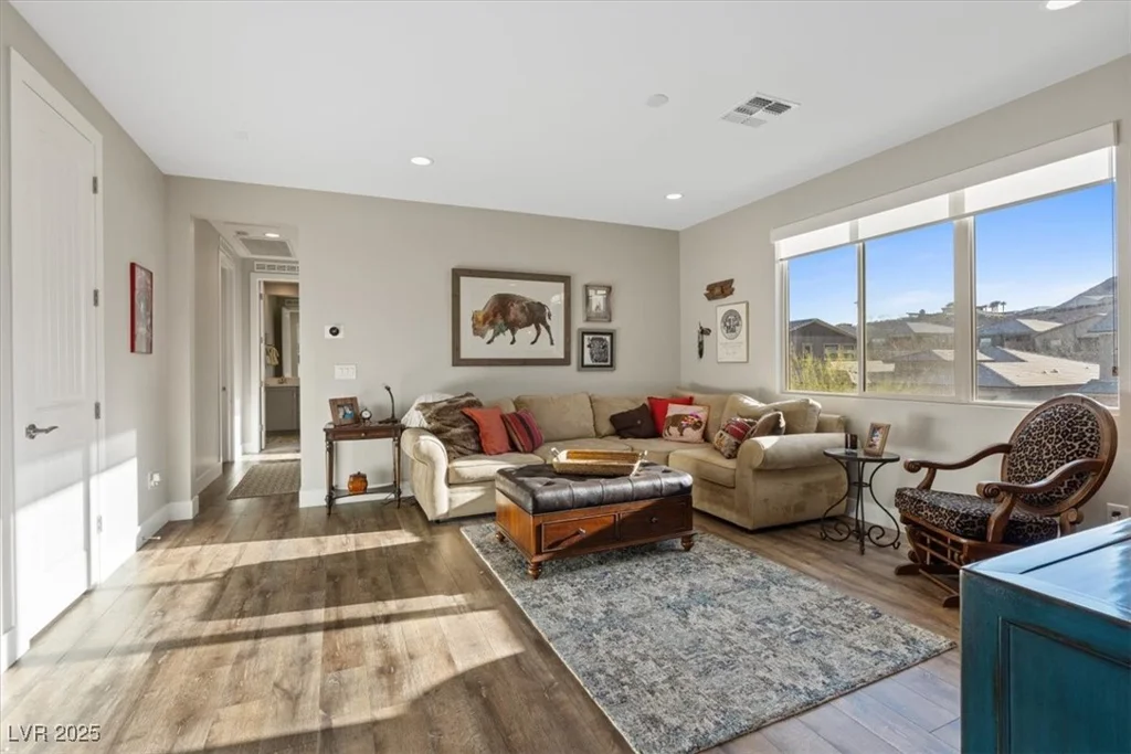 3000 Raywood Ash, Las Vegas, NV 89138