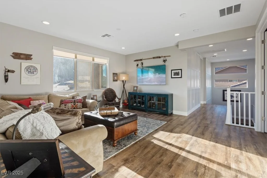 3000 Raywood Ash, Las Vegas, NV 89138