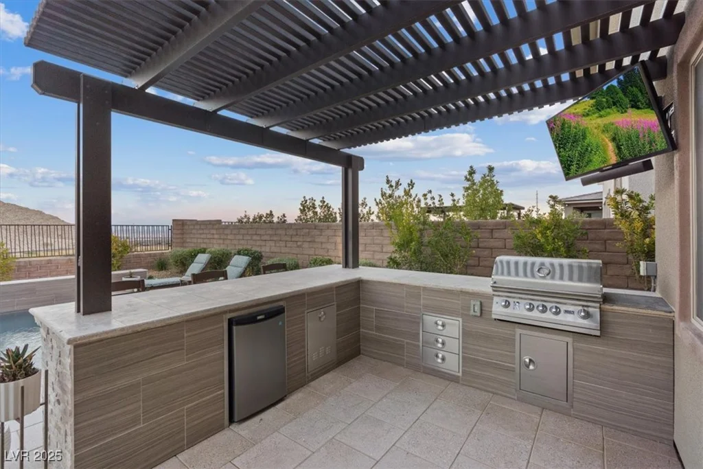 3000 Raywood Ash, Las Vegas, NV 89138