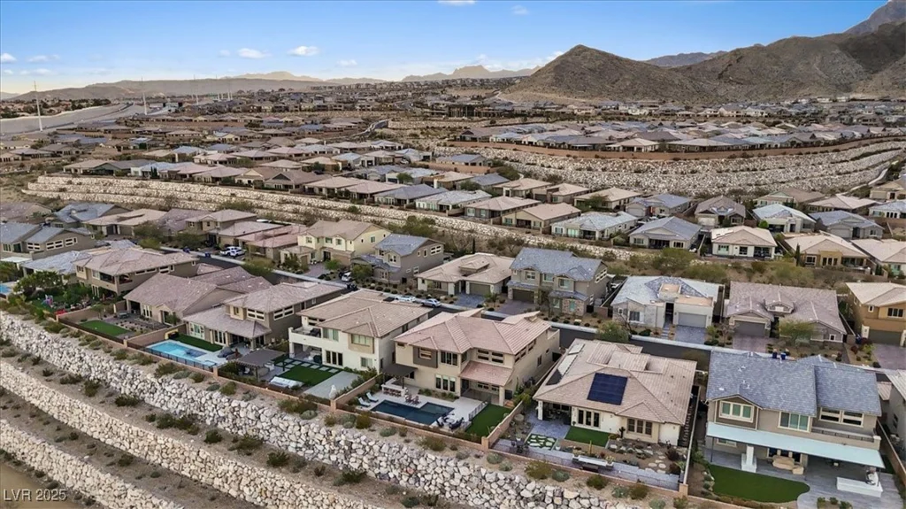 3000 Raywood Ash, Las Vegas, NV 89138