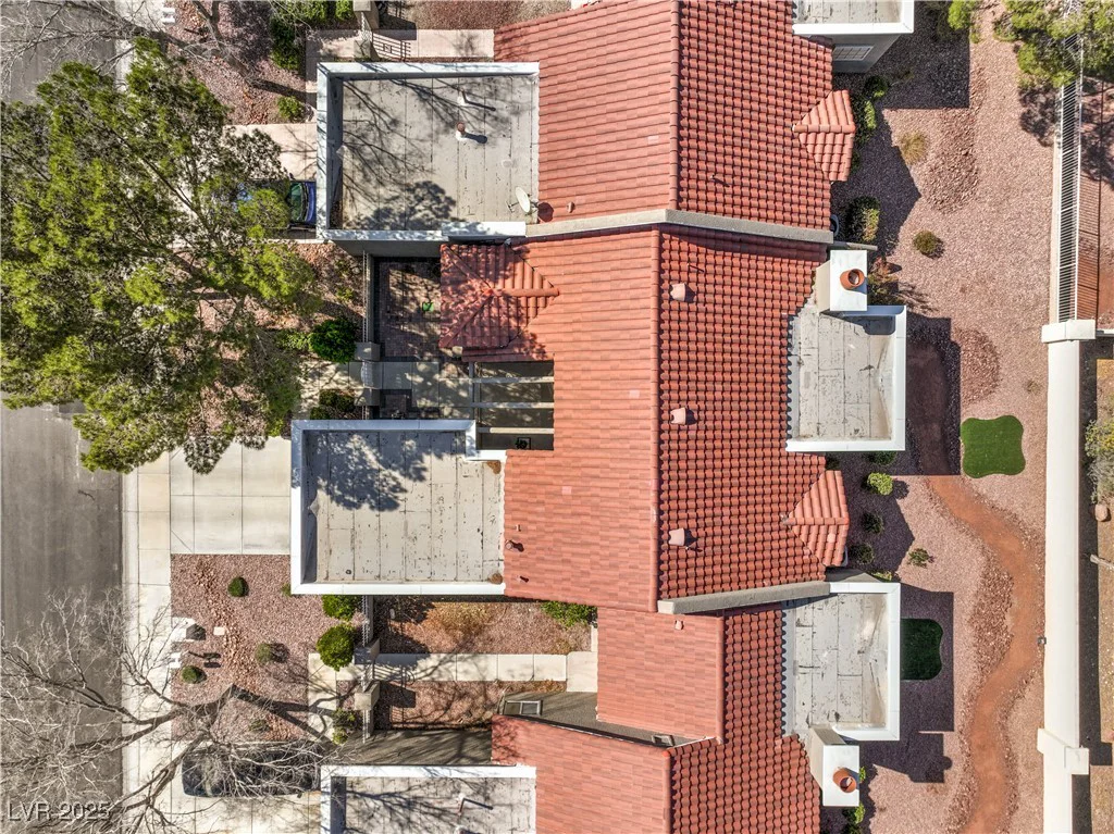 8552 DESERT HOLLY, Las Vegas, NV 89134