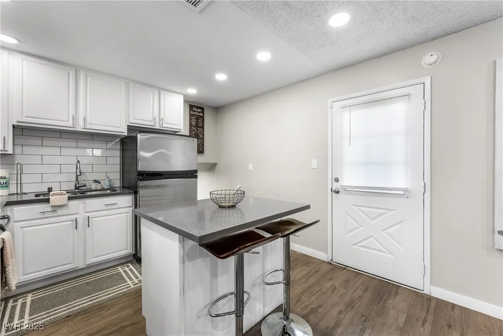 6121 Dayton, Las Vegas, NV 89107